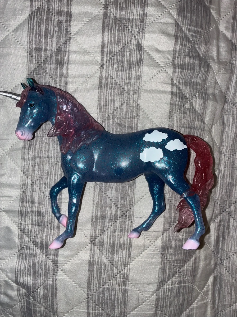 Lot of 2 Breyer Paddock Pals Skyla & pedal Unicorn Figure pink flower blue cloud